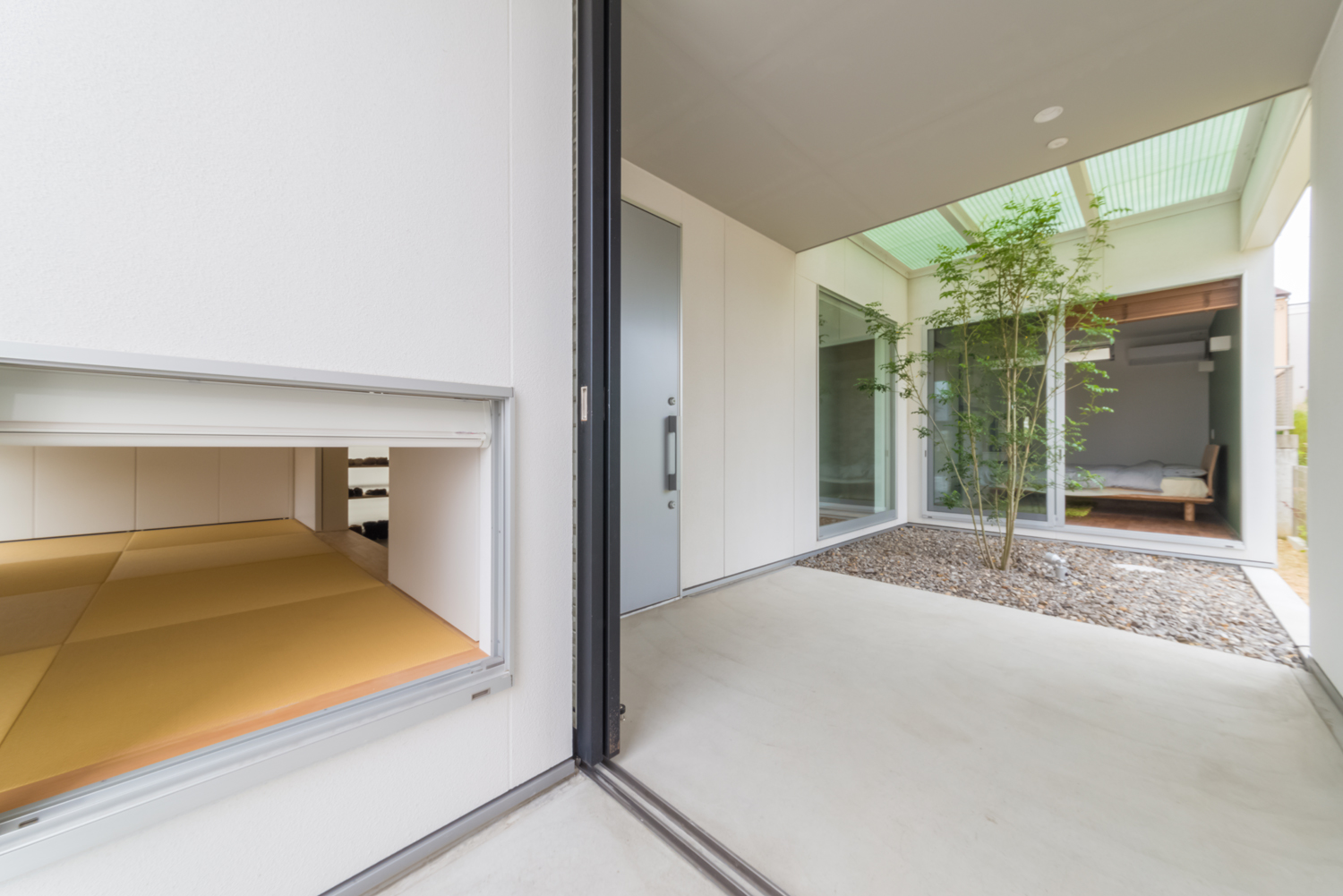 注文住宅・デザイン住宅建築実例_玄関