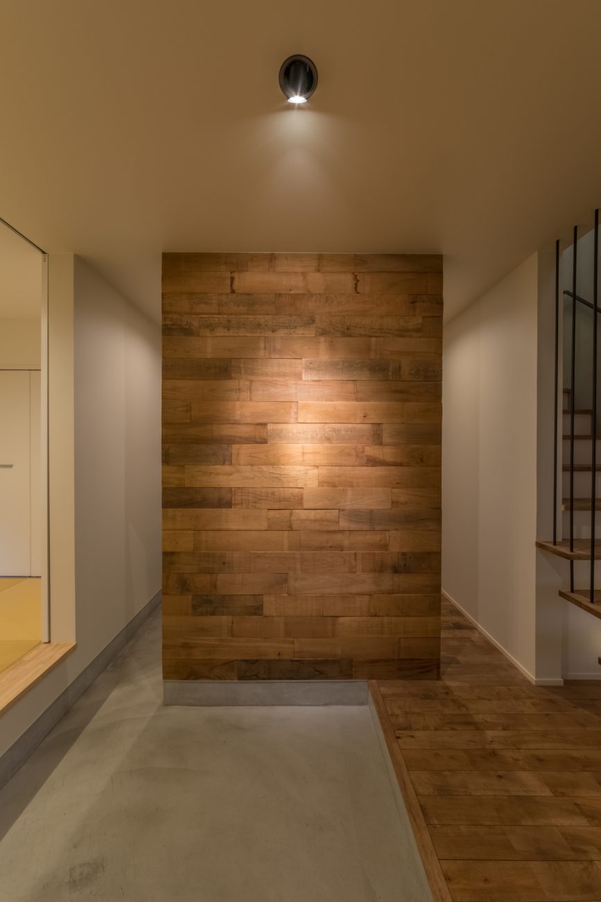 注文住宅・デザイン住宅建築実例_玄関