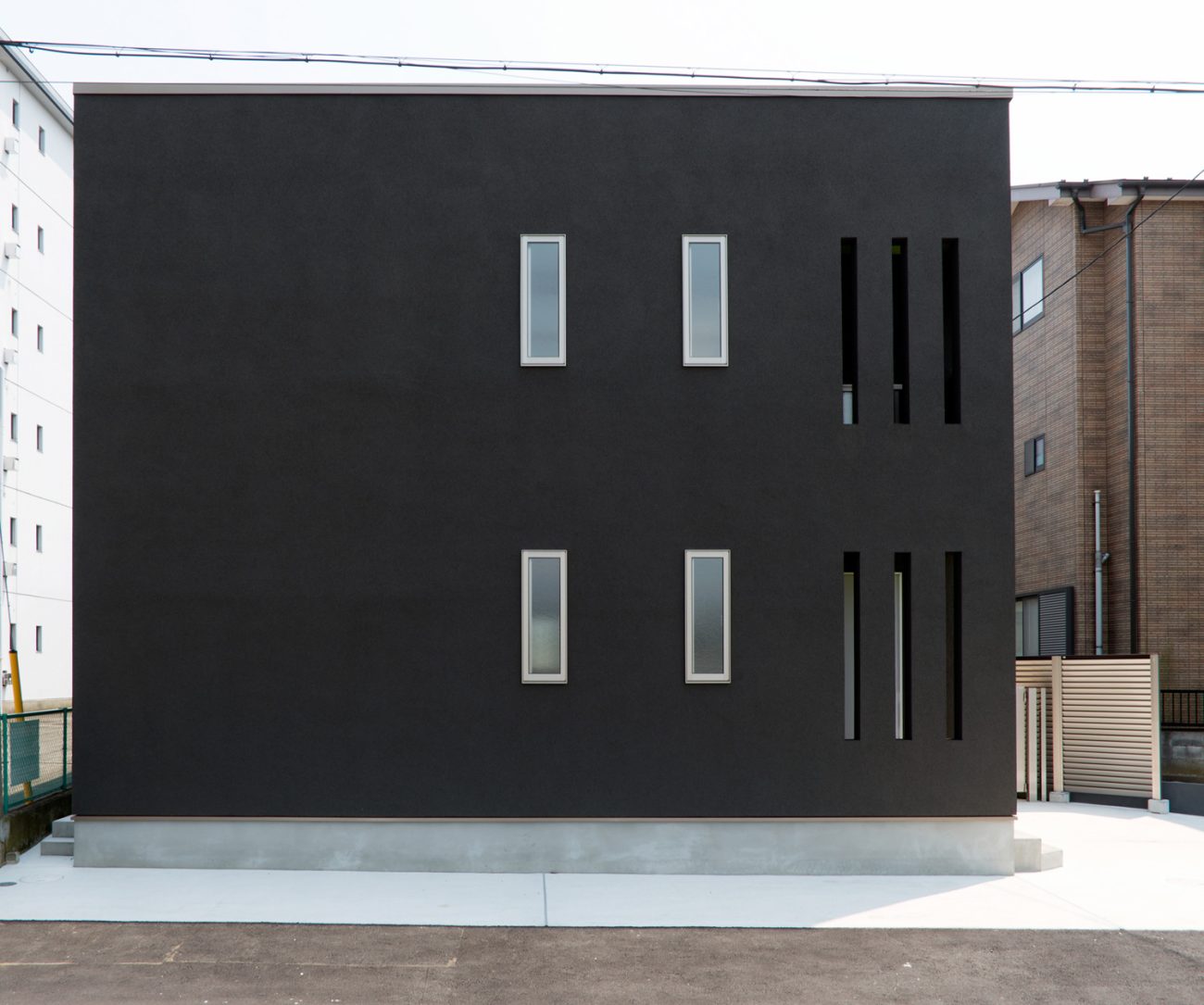 注文住宅『CASE652 2つの吹抜けを持つ家。』の建築実例・建物外観全体 注文住宅・デザイン住宅建築実例_『CASE652 2つの吹抜けを持つ家。』_外観
