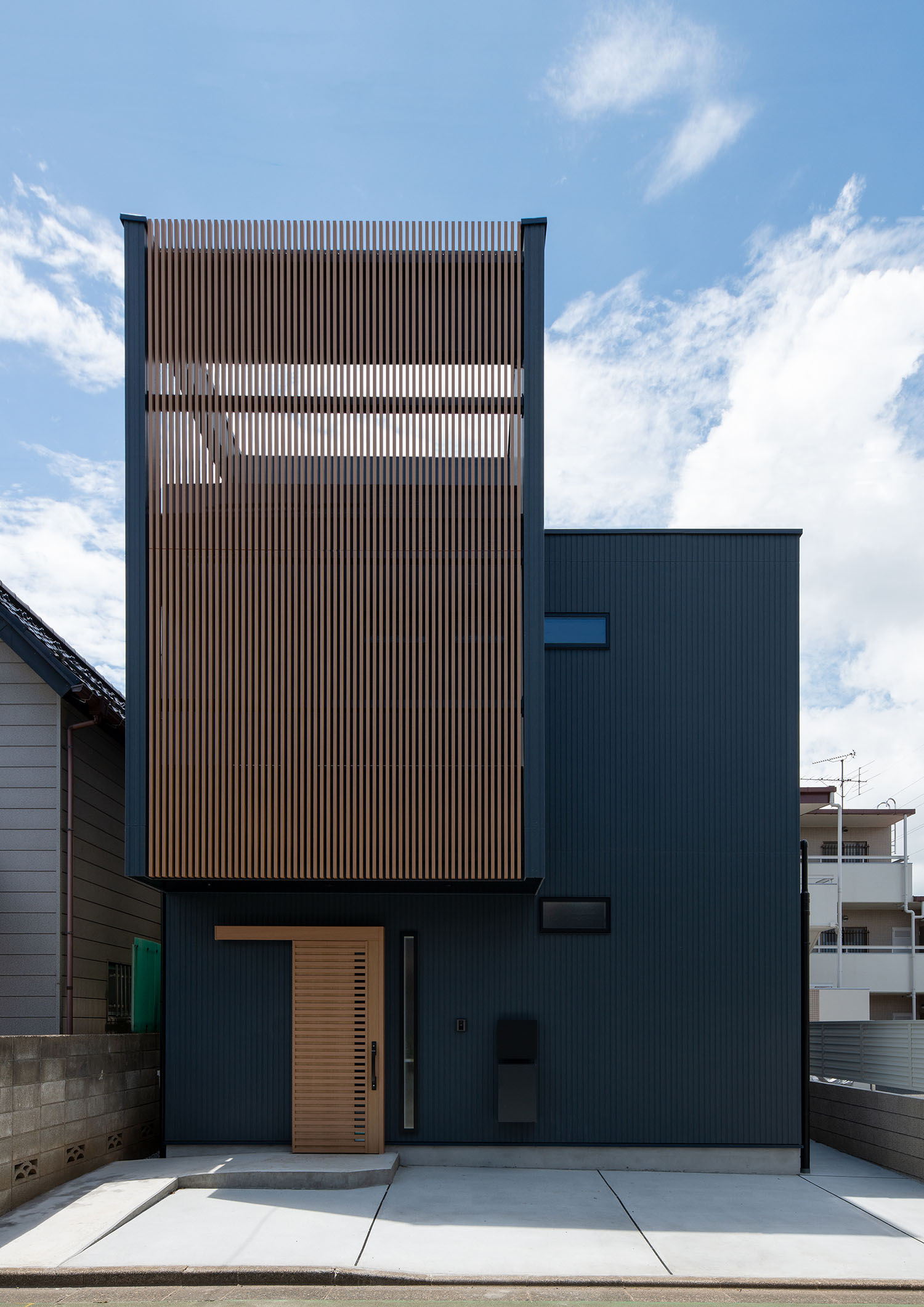 注文住宅『CASE660 Marine et grille』の建築実例・建物外観全体 注文住宅・デザイン住宅建築実例_『CASE660 Marine et grille』_外観