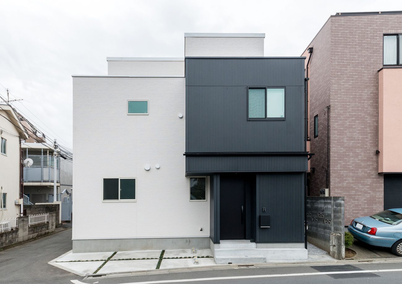 注文住宅『CASE664 『BOX in BOX』』の建築実例・建物外観全体 注文住宅・デザイン住宅建築実例_『CASE664 『BOX in BOX』』_外観