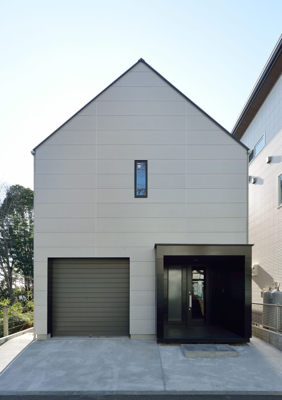 注文住宅『CASE676 箱を包む小屋裏』の建築実例・建物外観全体 注文住宅・デザイン住宅建築実例_『CASE676 箱を包む小屋裏』_外観