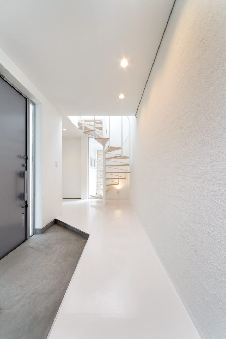 注文住宅・デザイン住宅建築実例_玄関