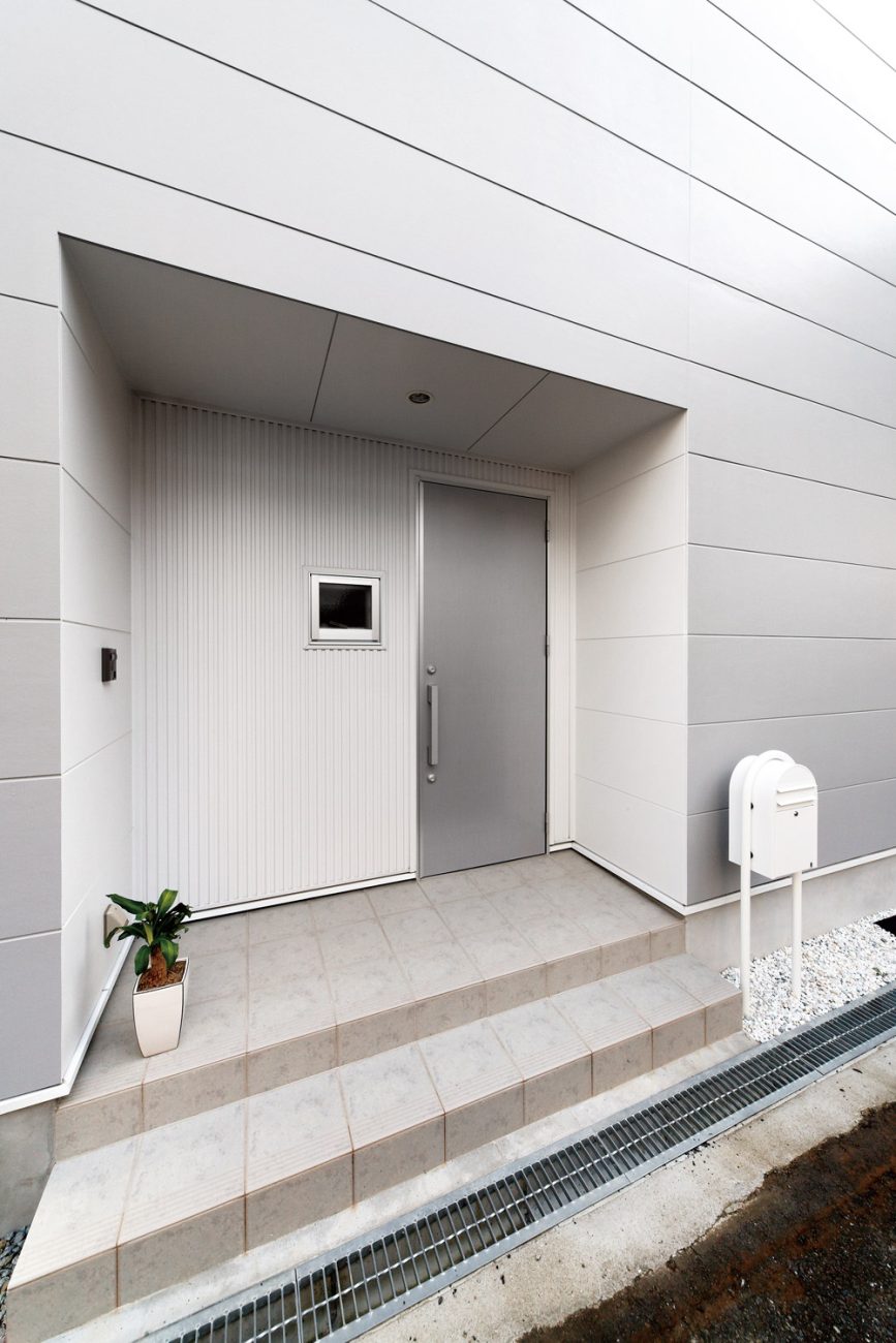 注文住宅・デザイン住宅建築実例_玄関