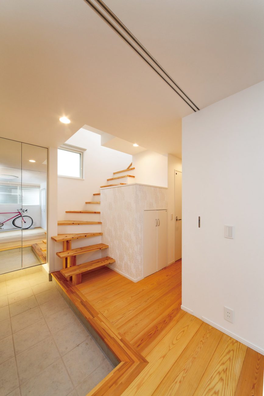 注文住宅・デザイン住宅建築実例_玄関