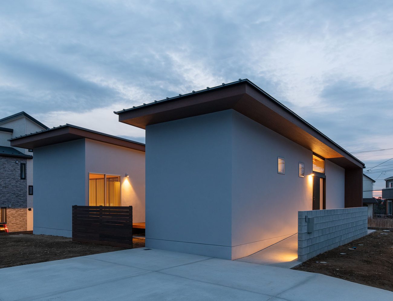 注文住宅・デザイン住宅建築実例_『CASE680  寛か(くつろか)な平屋』_外観