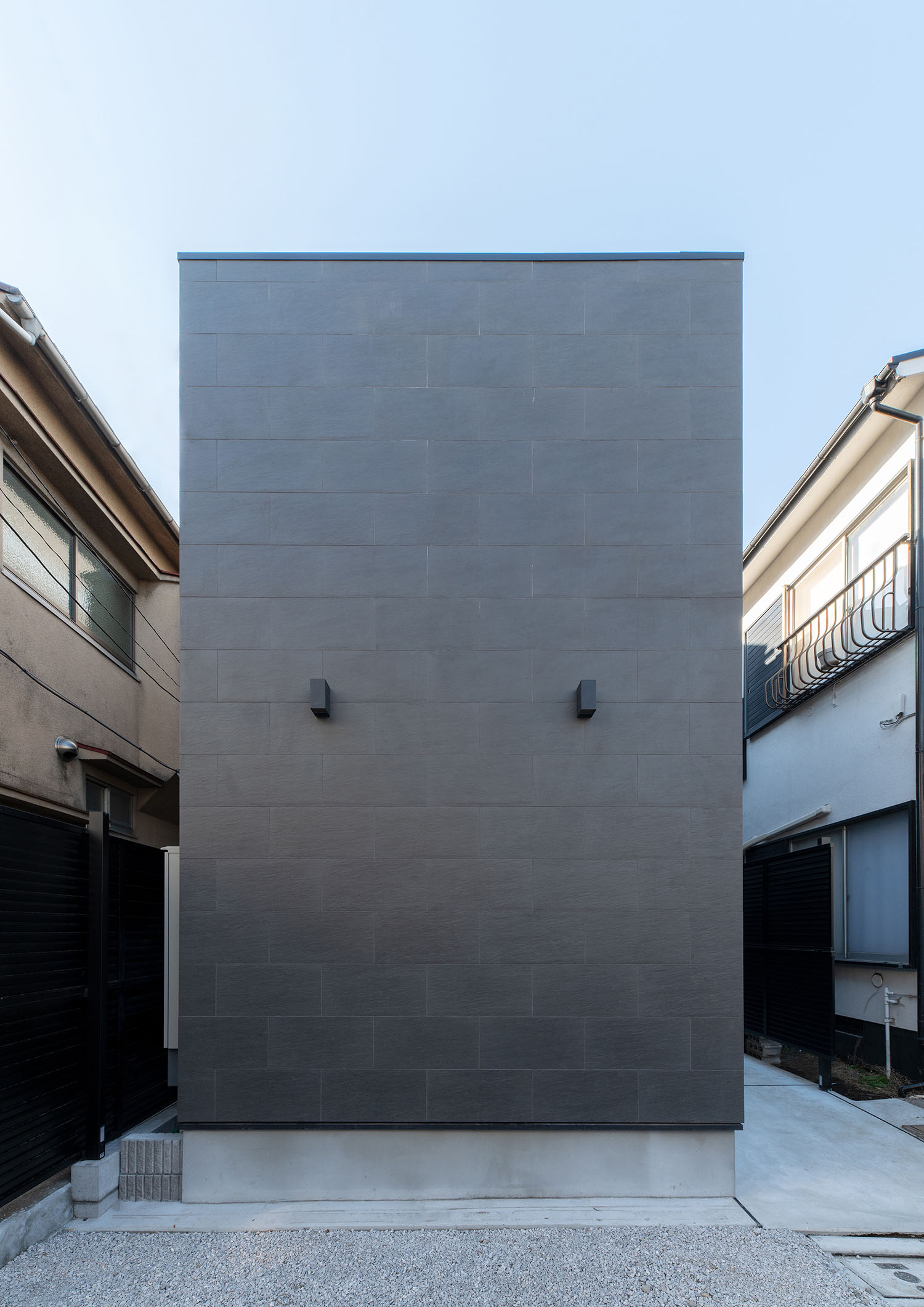 "注文住宅『CASE681  penche'　「パンシェ」の家』の建築実例・建物外観全体	 注文住宅・デザイン住宅建築実例_『CASE681  penche'　「パンシェ」の家』_外観"