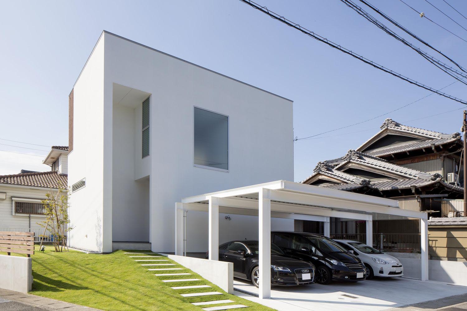 デザイン住宅建築実例_外観・注文住宅『CASE321 ミニマル』の建築実例・施⼯例の写真・建物外観全体