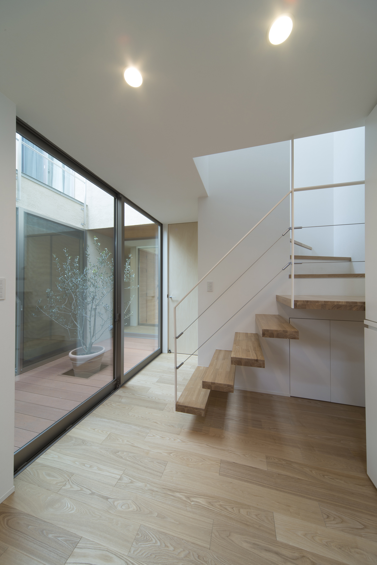 注文住宅・デザイン住宅建築実例_階段