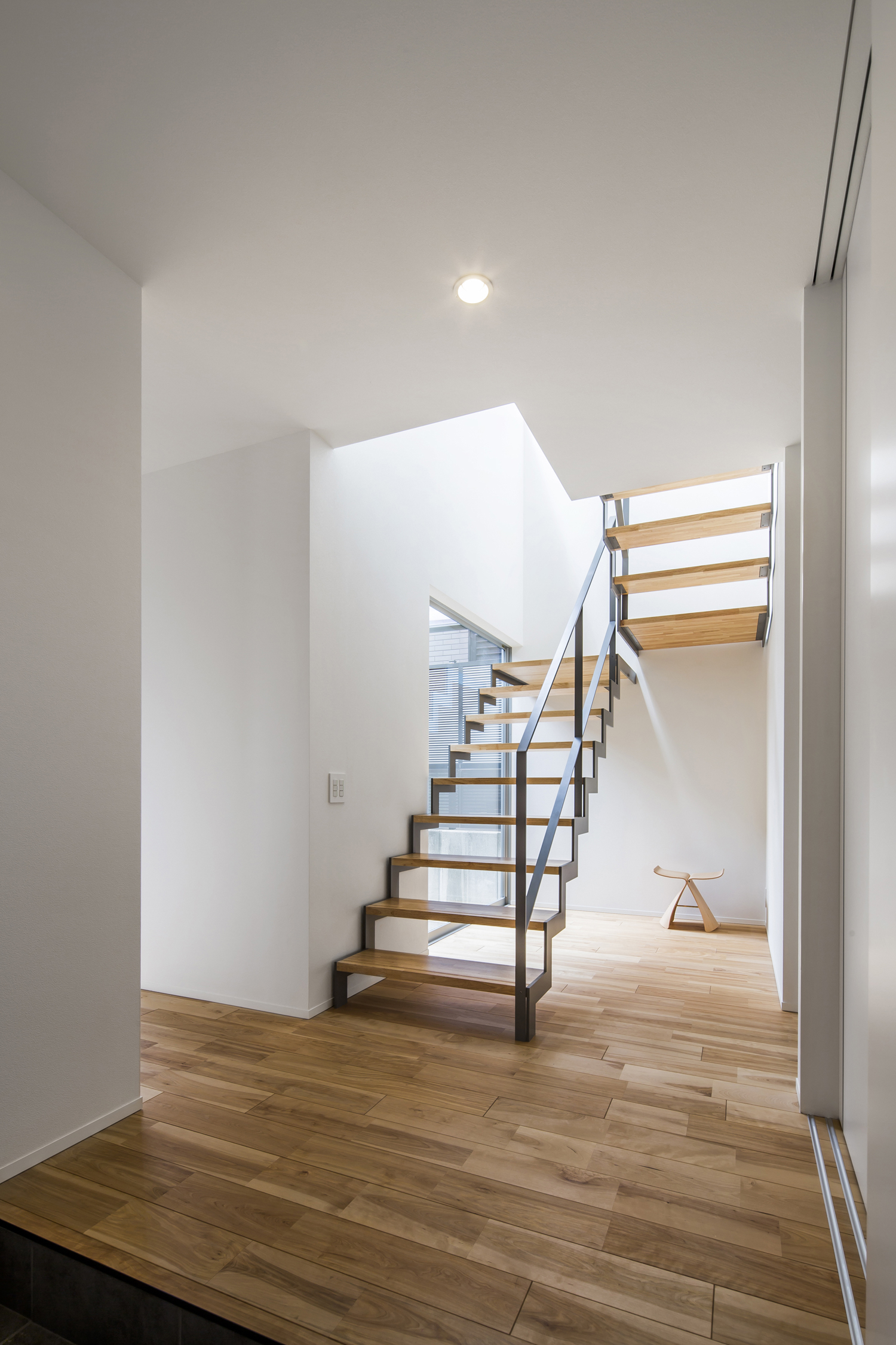 注文住宅・デザイン住宅建築実例_玄関