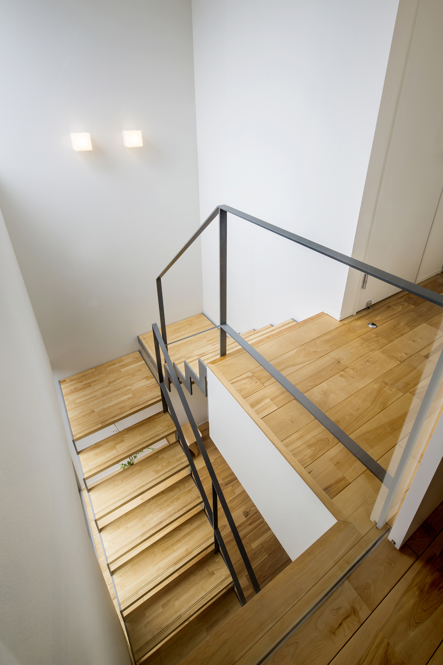 注文住宅・デザイン住宅建築実例_階段