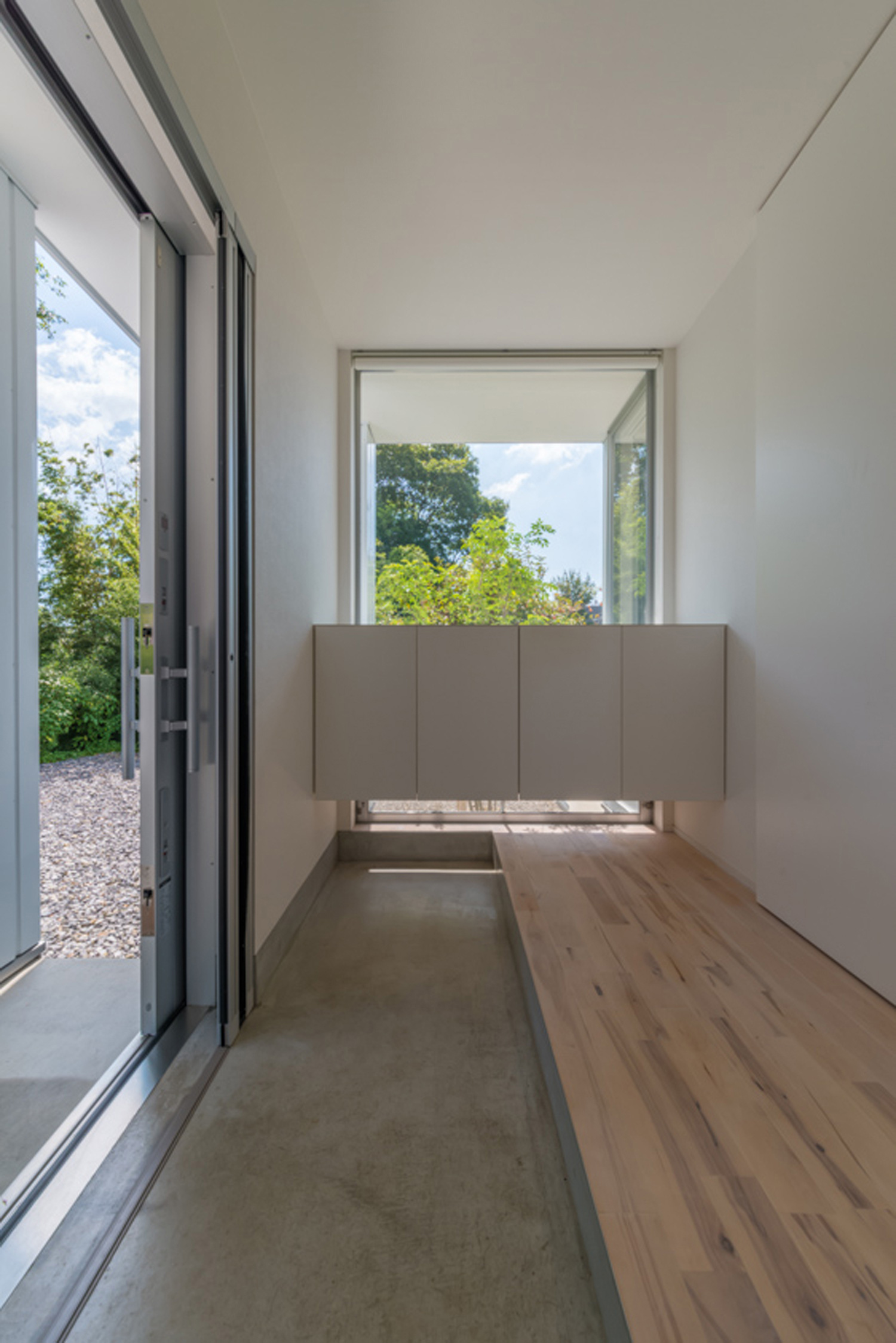 注文住宅・デザイン住宅建築実例_玄関