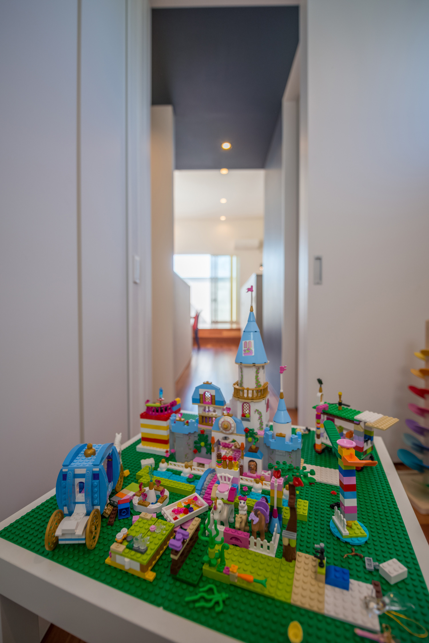 レゴのおもちゃがある子供部屋・デザイン住宅