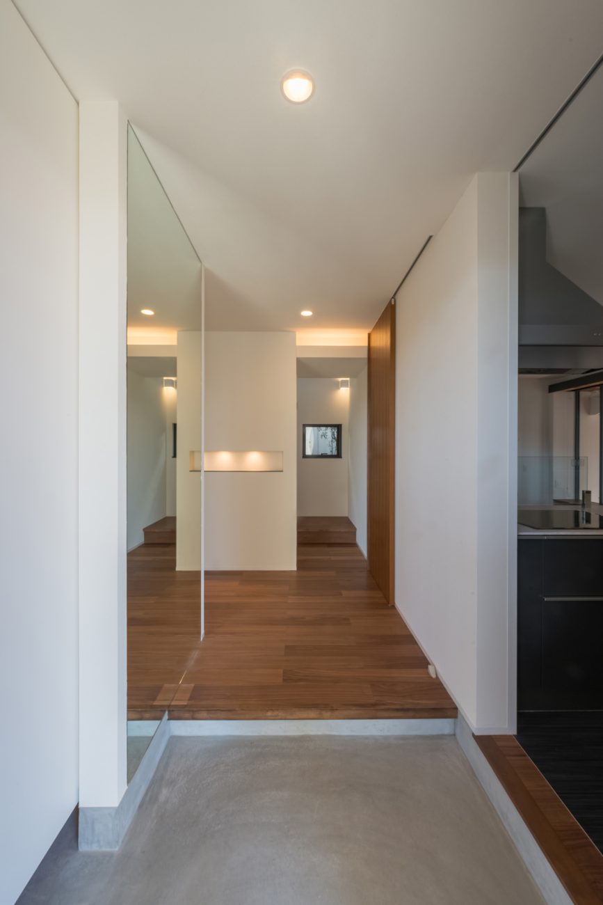 注文住宅・デザイン住宅建築実例_玄関