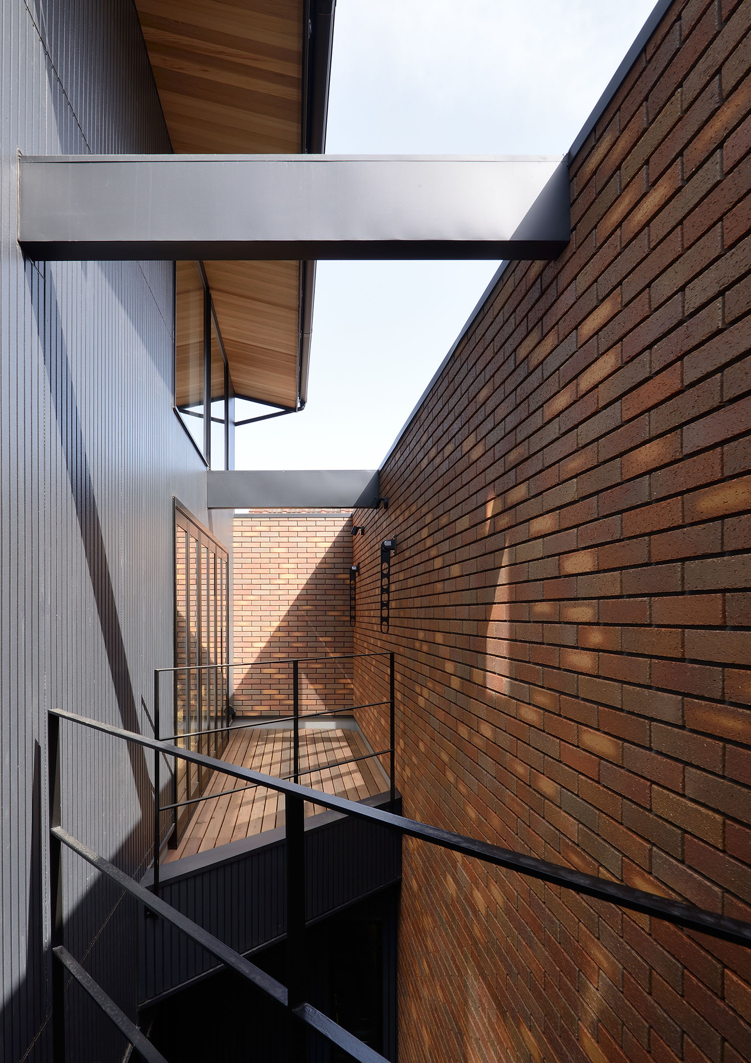 注文住宅・デザイン住宅建築実例_テラス・バルコニ