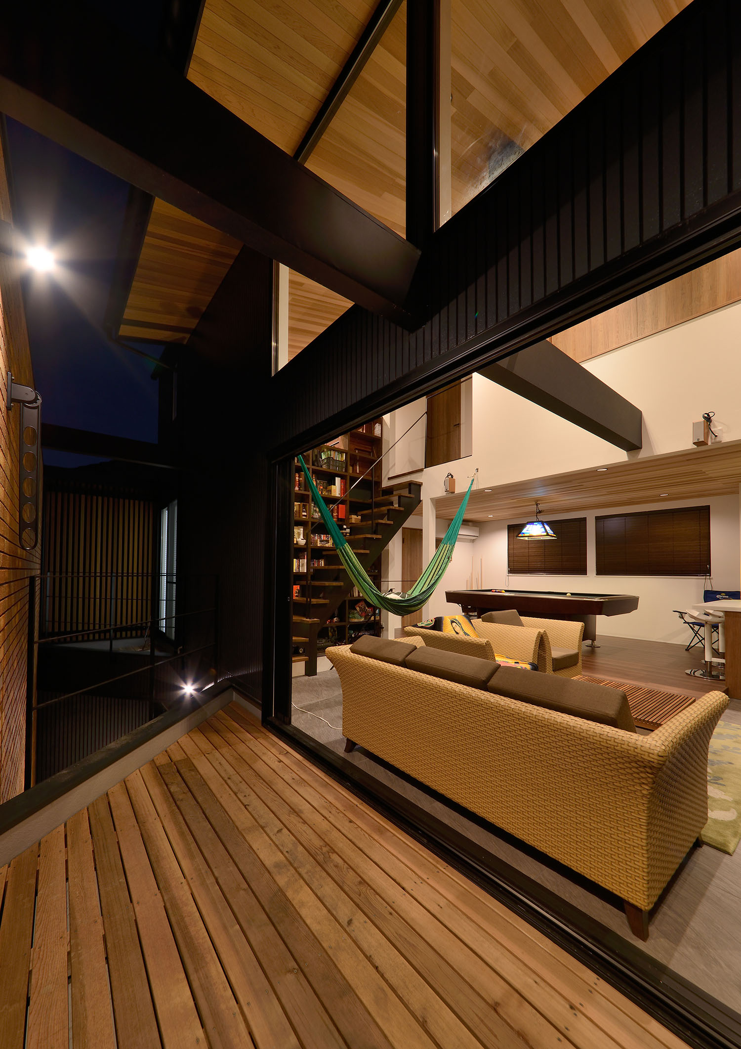 注文住宅・デザイン住宅建築実例_テラス・バルコニ