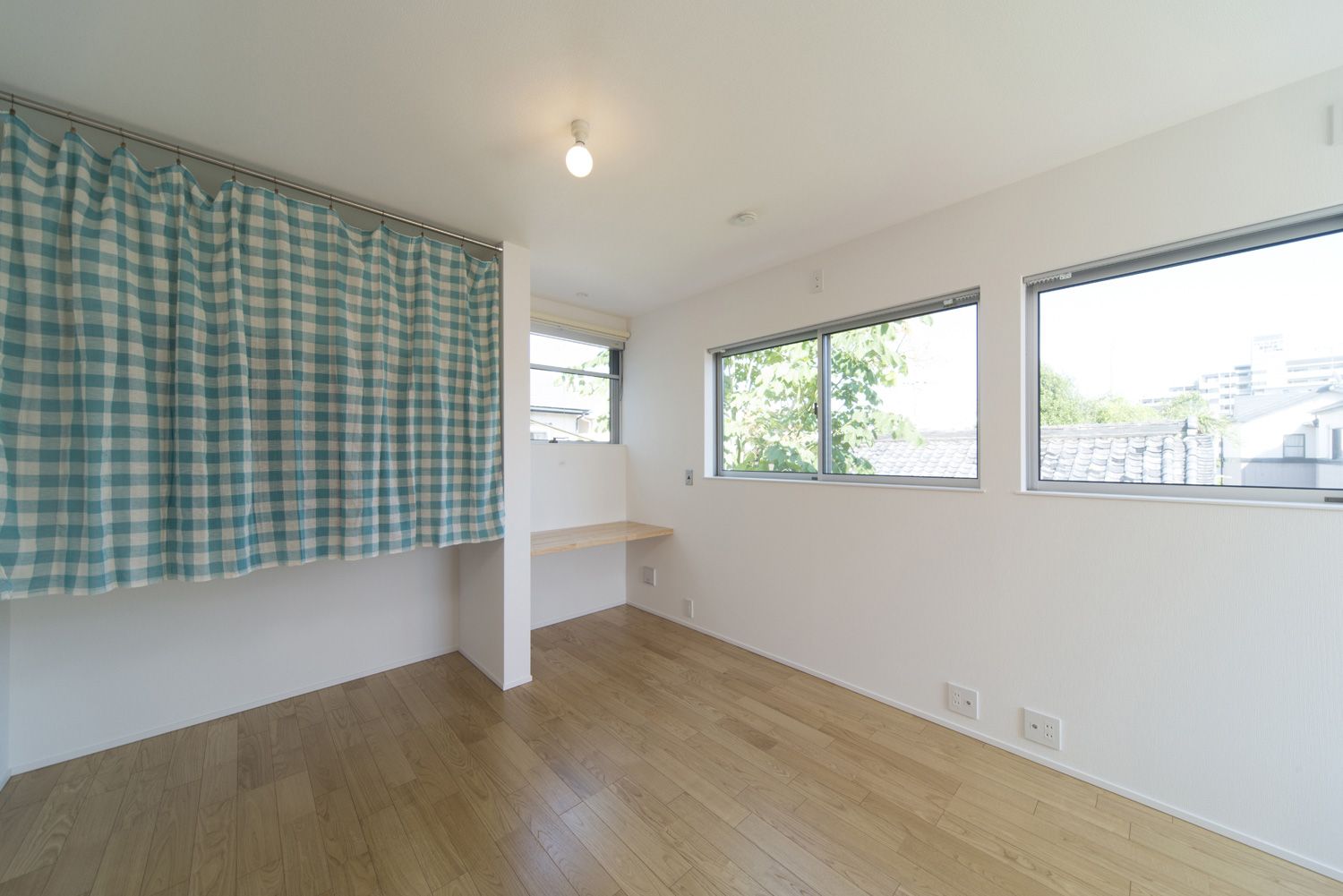 左右対称になった子供部屋・デザイン住宅