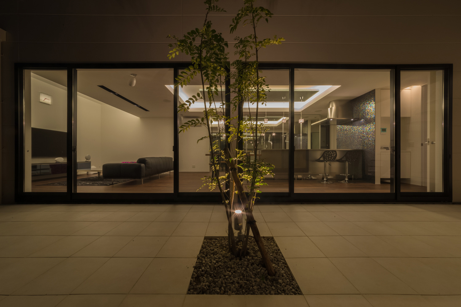 注文住宅・デザイン住宅建築実例_中庭