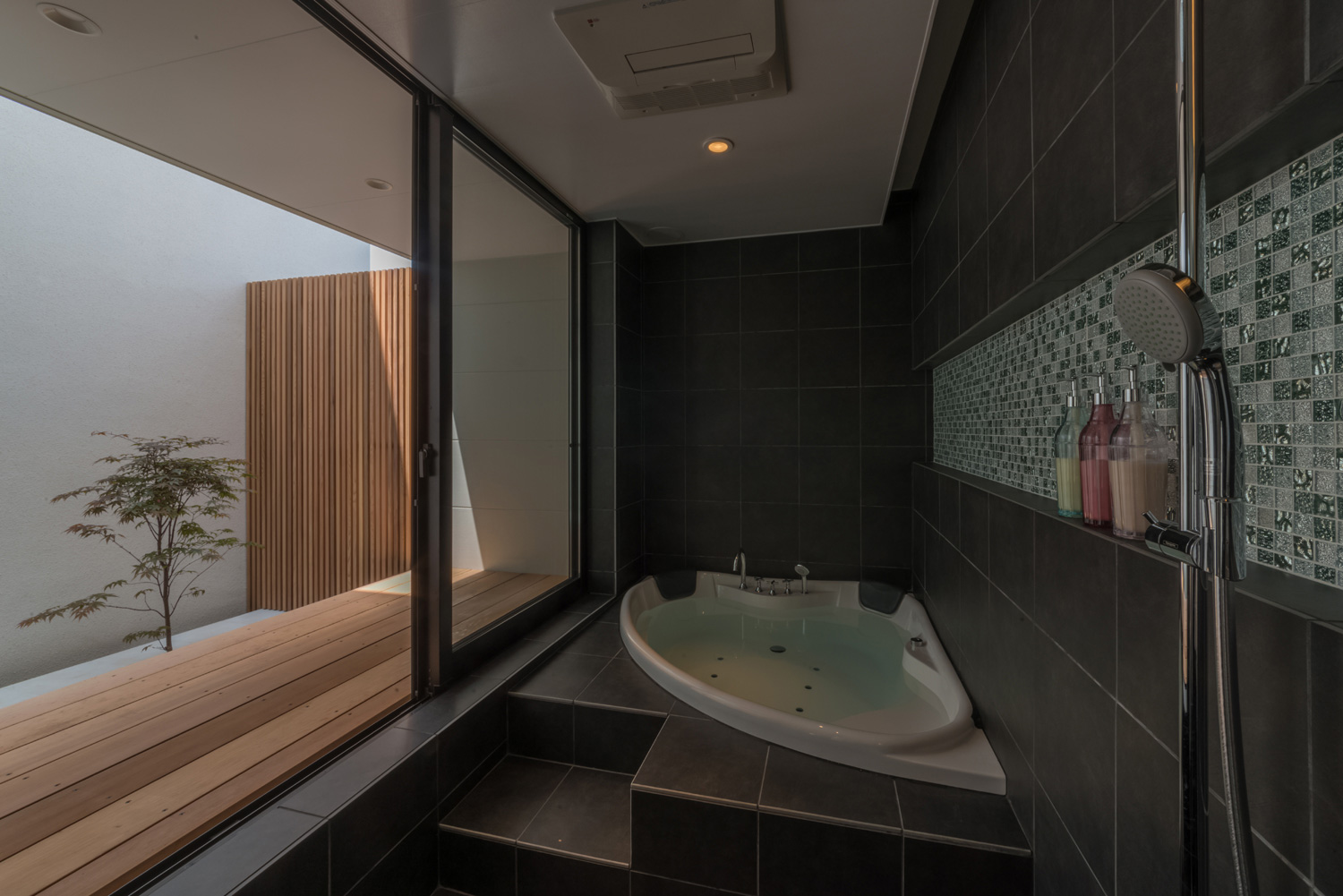 注文住宅・デザイン住宅建築実例_浴室・洗面所