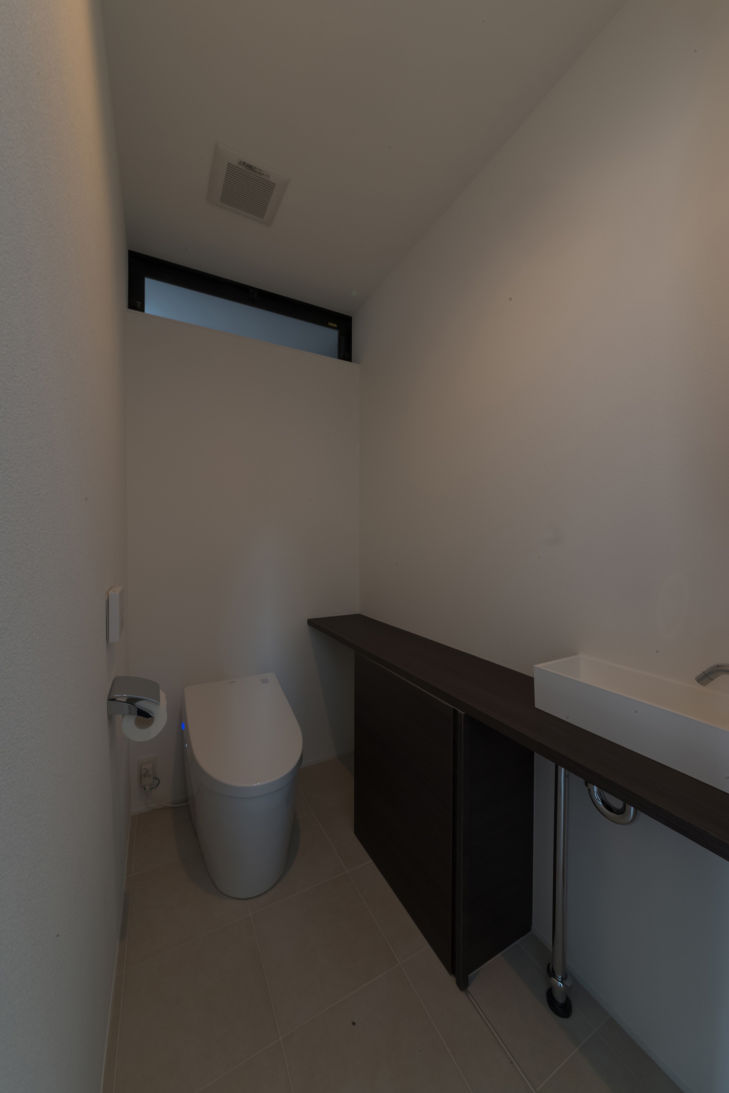 注文住宅・デザイン住宅建築実例_トイレ