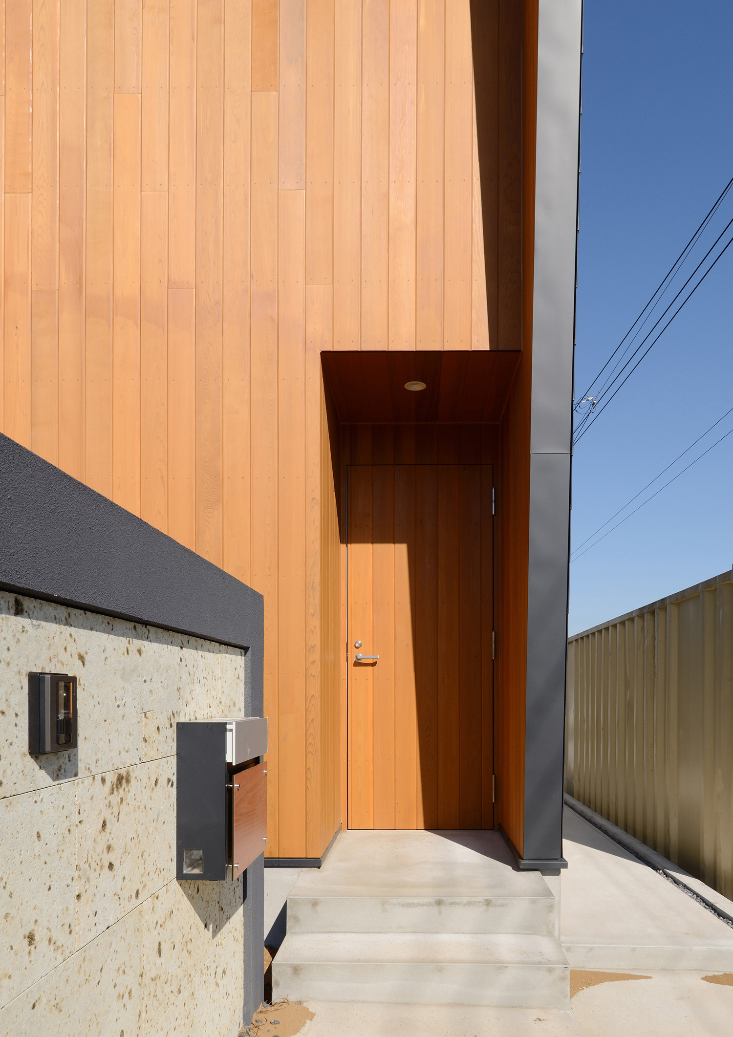 注文住宅・デザイン住宅建築実例_玄関