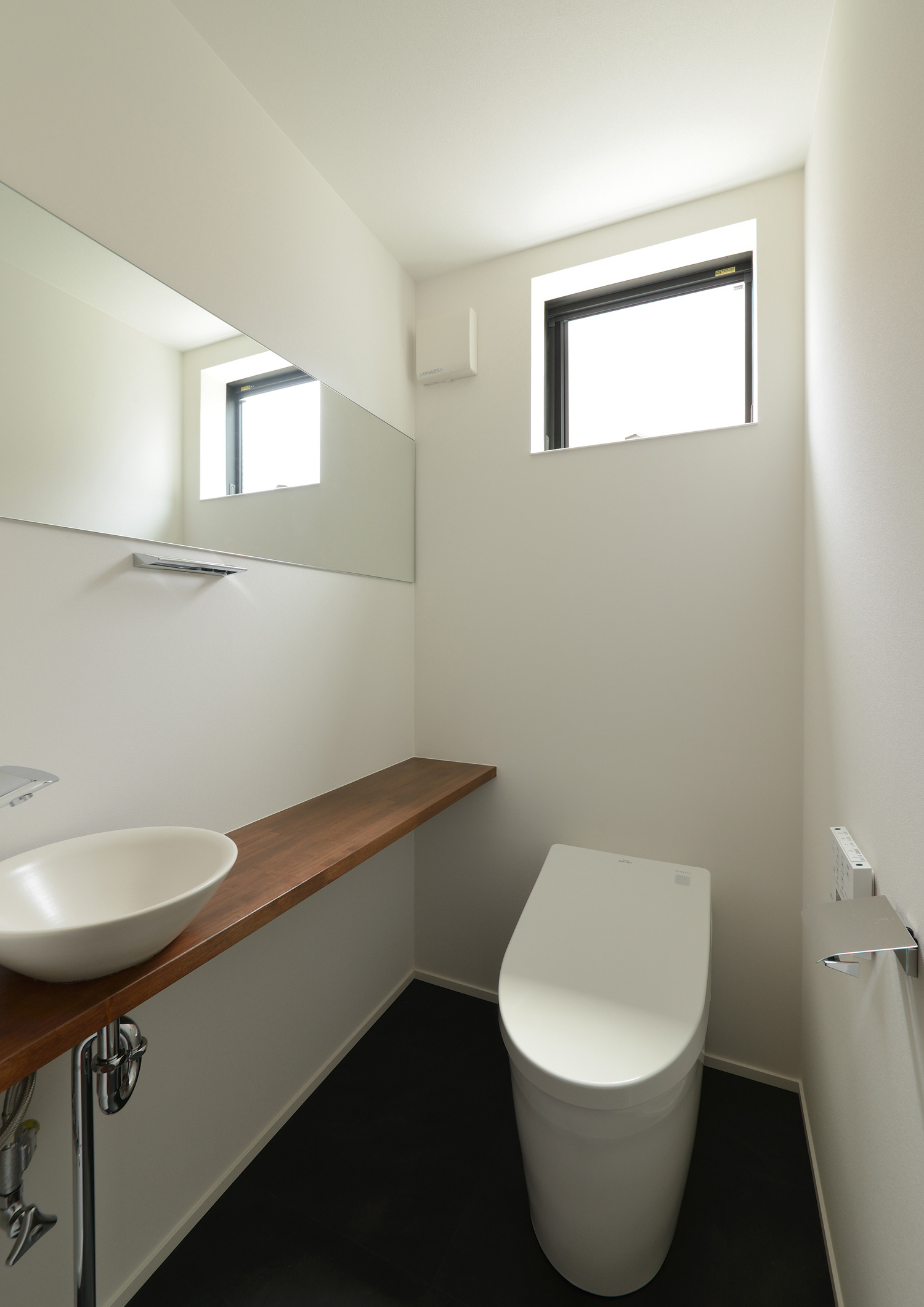 注文住宅・デザイン住宅建築実例_トイレ