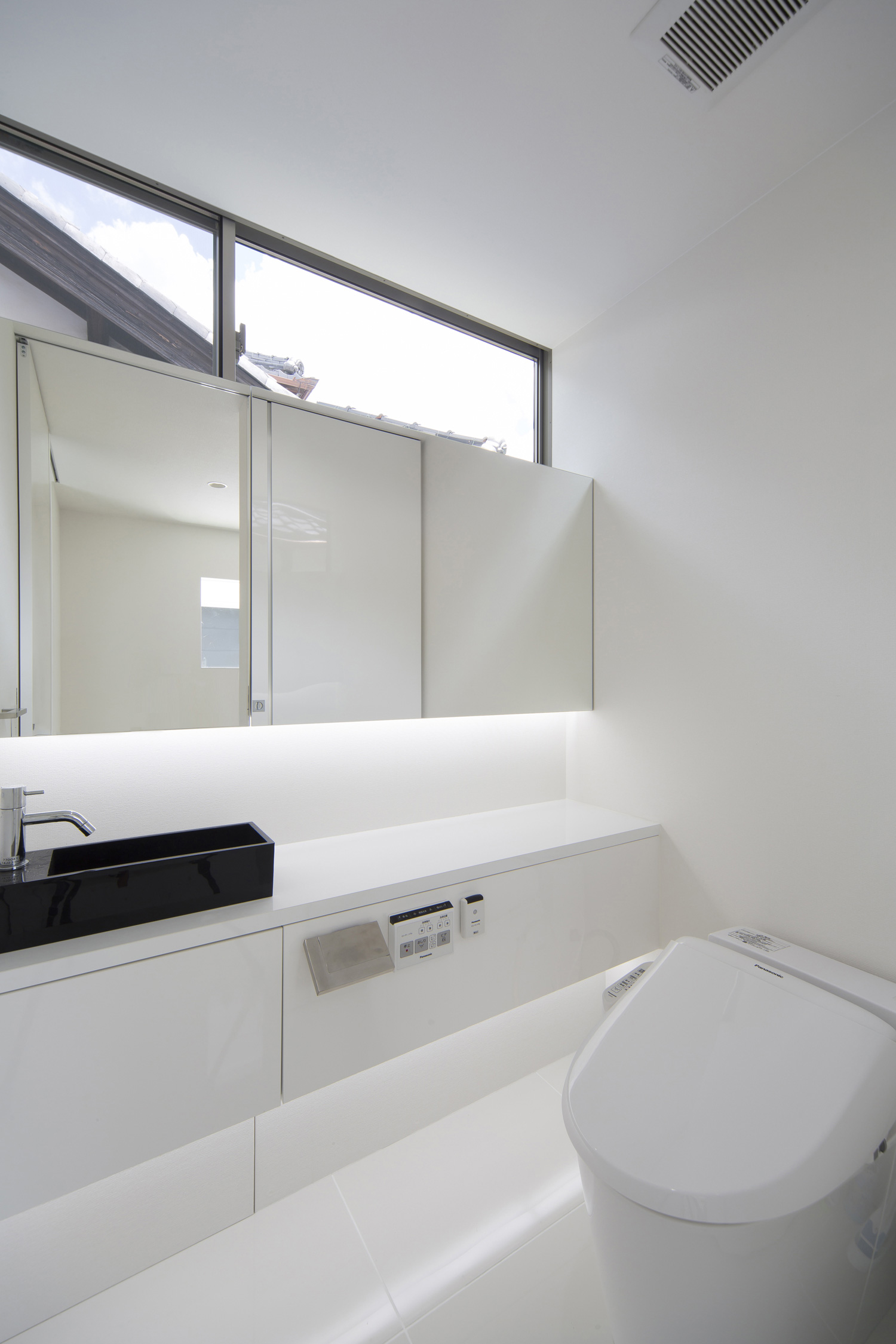 注文住宅・デザイン住宅建築実例_トイレ