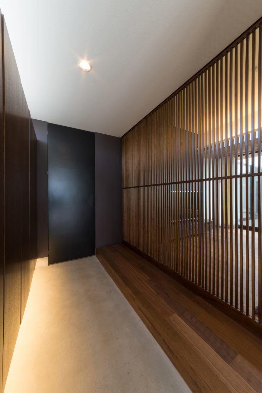 注文住宅・デザイン住宅建築実例_玄関