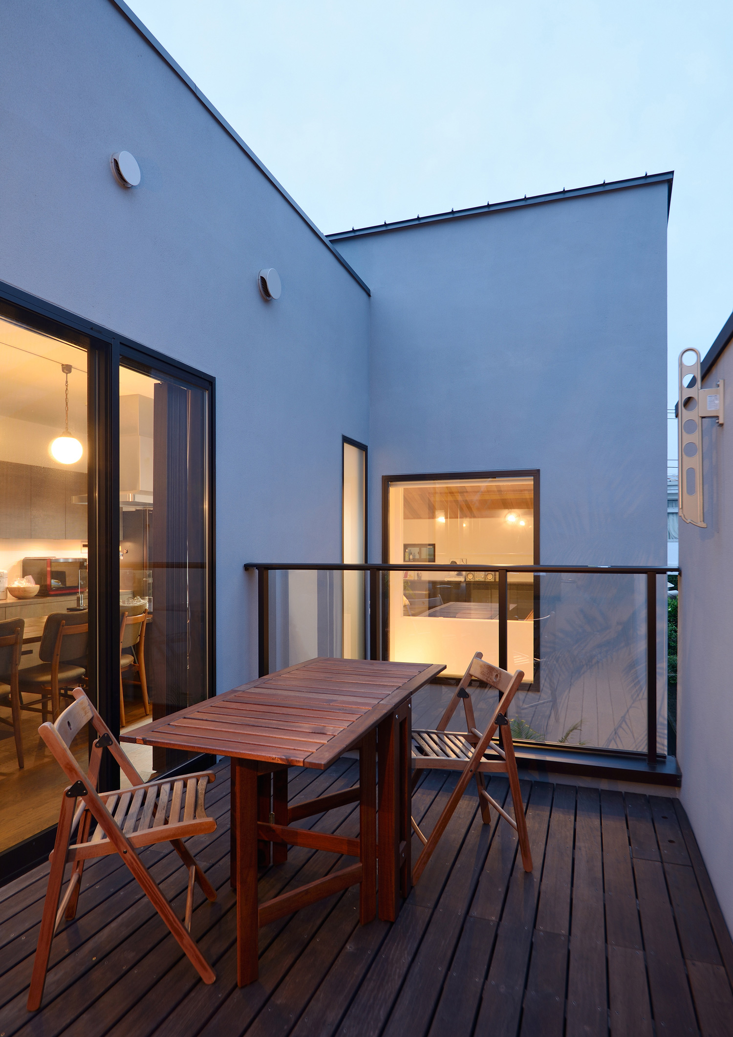 注文住宅・デザイン住宅建築実例_テラス・バルコニー