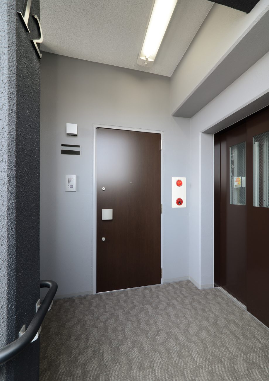 注文住宅・デザイン住宅建築実例_玄関