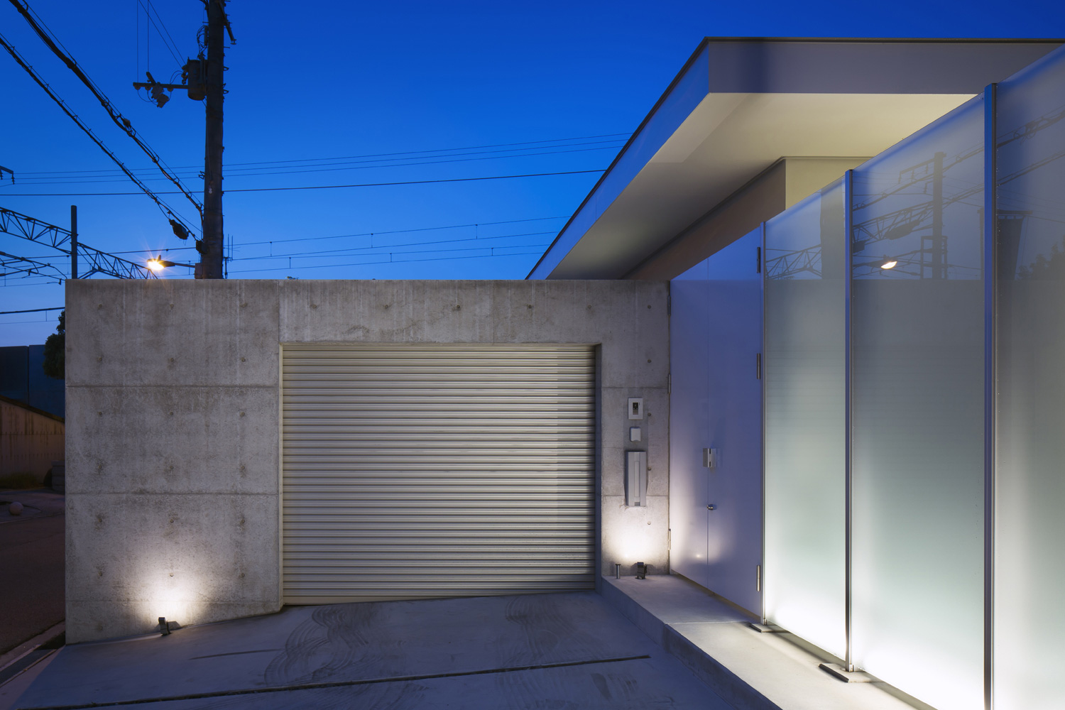 注文住宅・デザイン住宅建築実例_玄関