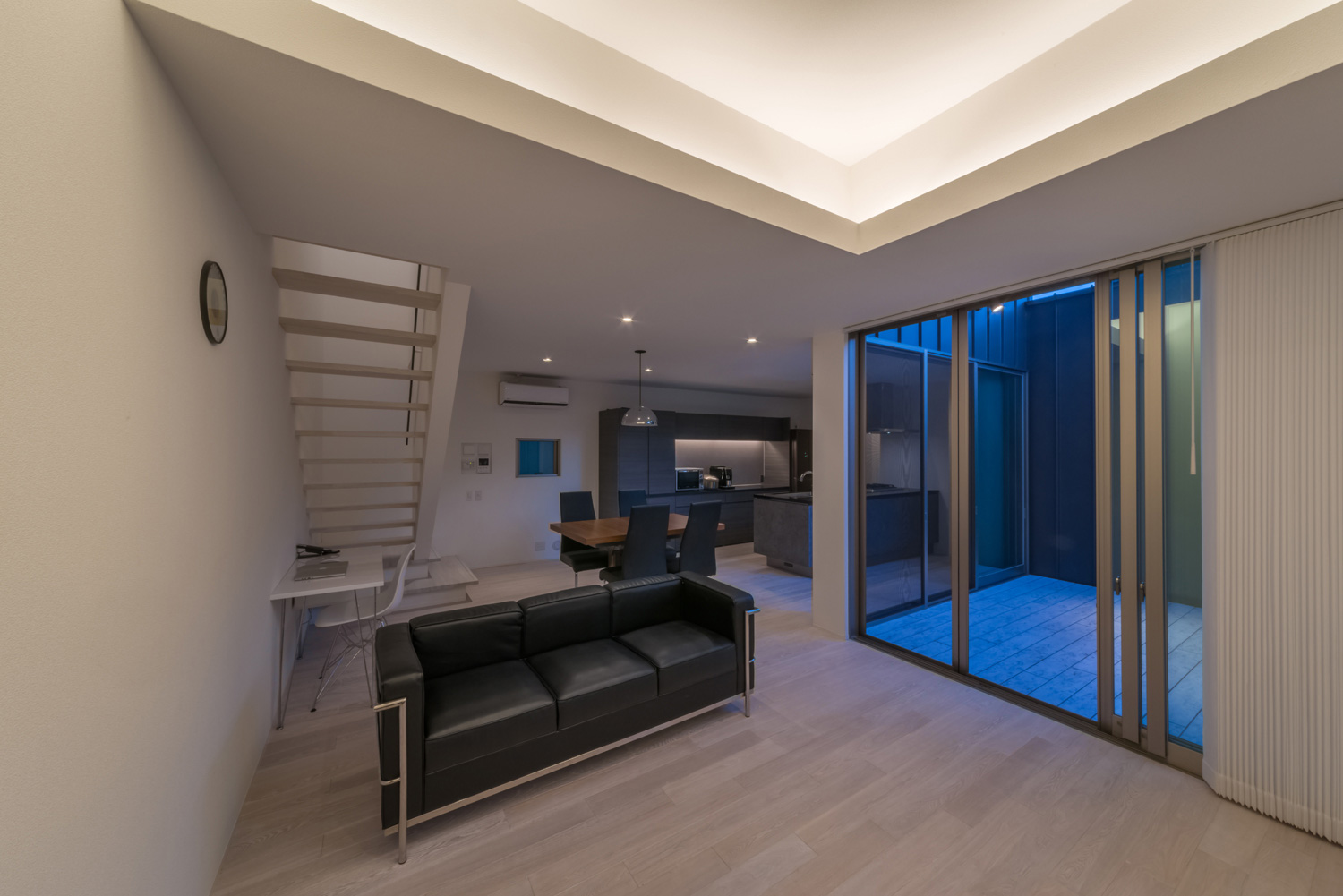 注文住宅・デザイン住宅建築実例_LDK 注文住宅・デザイン住宅建築実例_『CASE432 INVITE HOUSE』_LDK