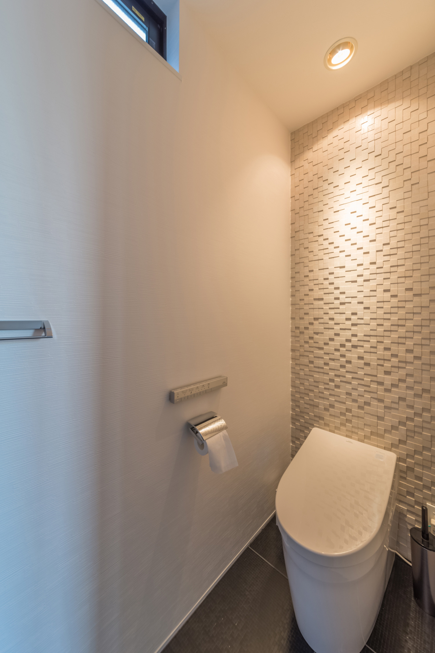 注文住宅・デザイン住宅建築実例_トイレ 注文住宅・デザイン住宅建築実例_『CASE436 イドコロハウス』_トイレ