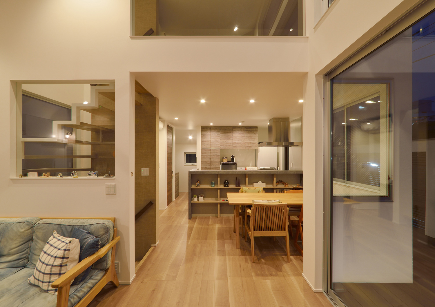 注文住宅・デザイン住宅建築実例_LDK 注文住宅・デザイン住宅建築実例_『CASE440 光窓の家』_LDK