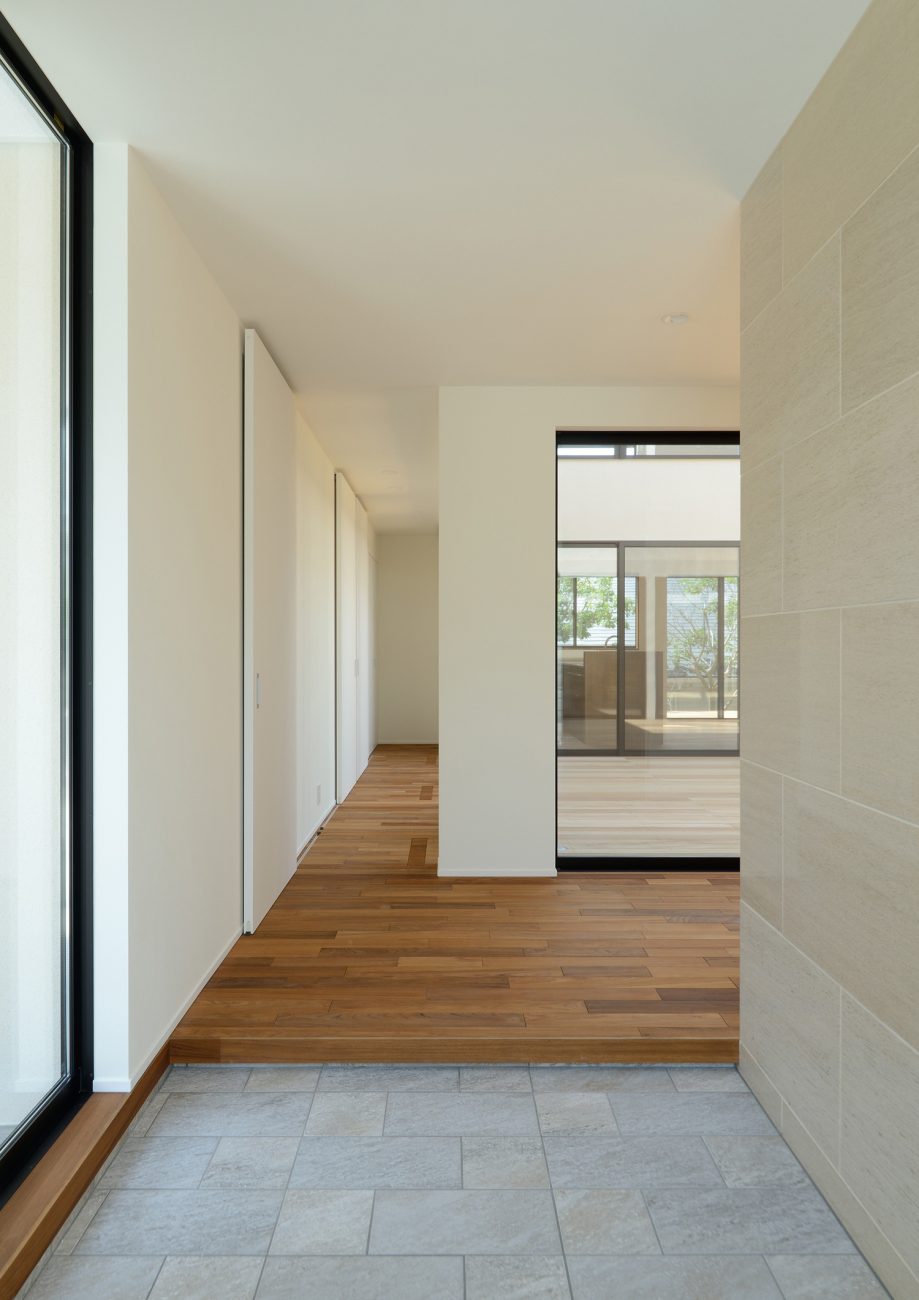 注文住宅・デザイン住宅建築実例_玄関 注文住宅・デザイン住宅建築実例_『CASE442 海の見える回廊の家』_玄関