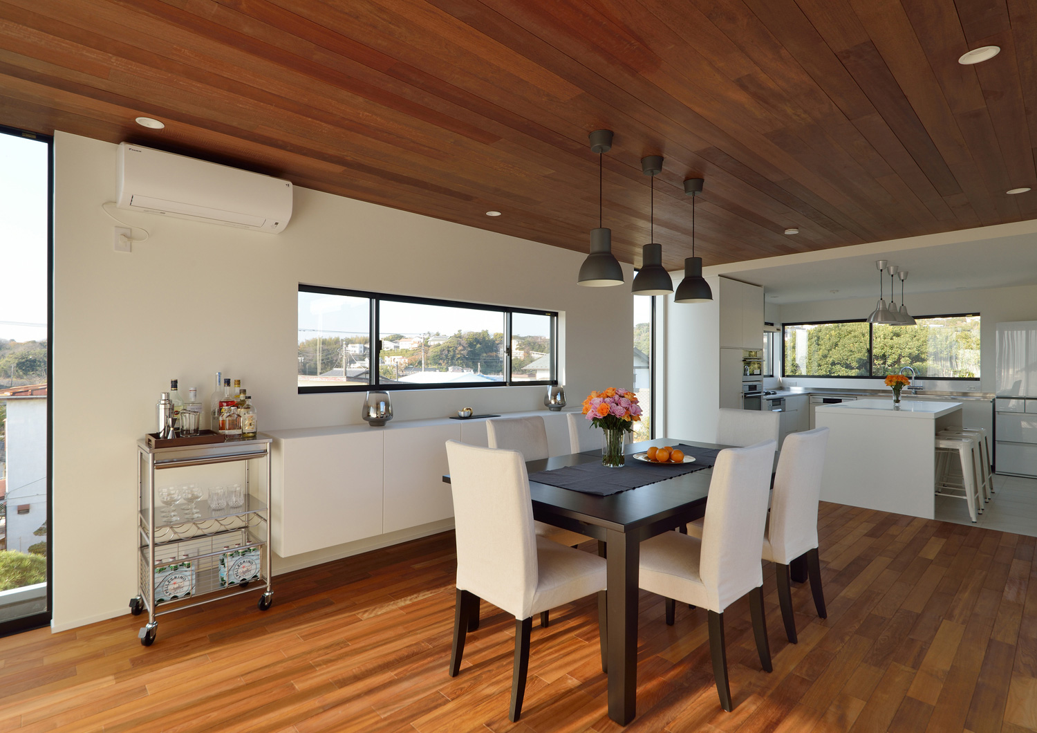 注文住宅・デザイン住宅建築実例_LDK 注文住宅・デザイン住宅建築実例_『CASE442 海の見える回廊の家』_LDK