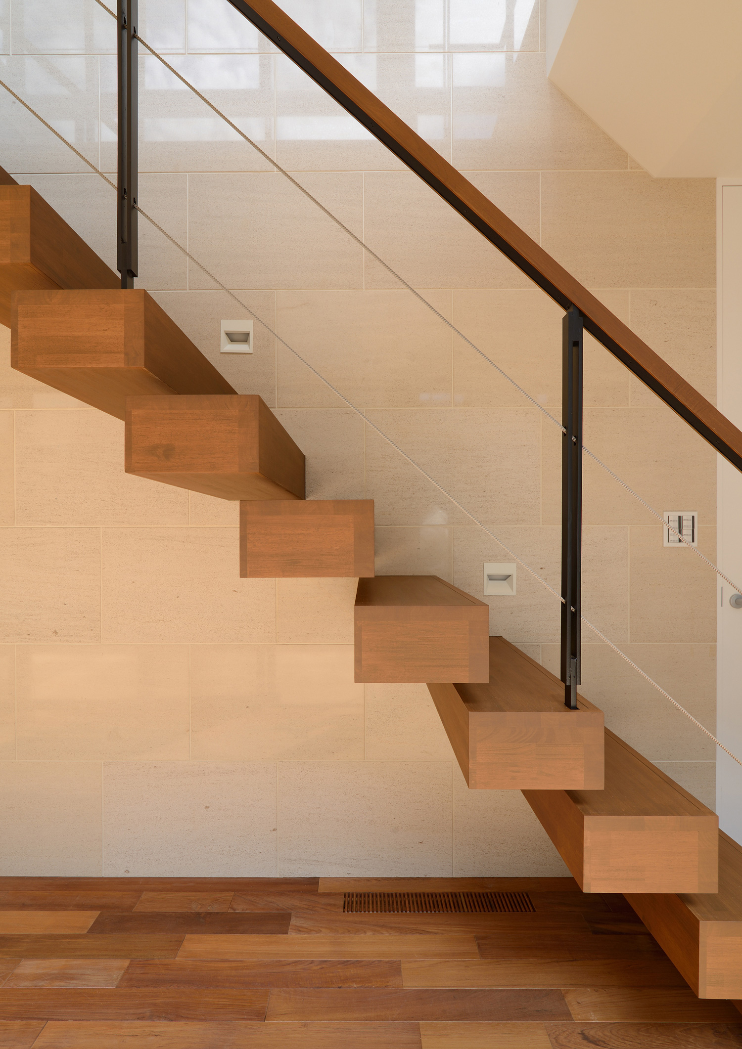 注文住宅・デザイン住宅建築実例_寝室 注文住宅・デザイン住宅建築実例_『CASE442 海の見える回廊の家』_寝室