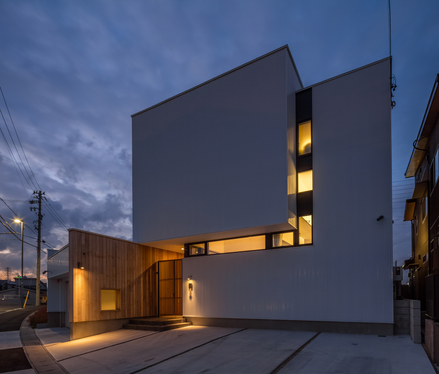 注文住宅・デザイン住宅建築実例_外観 注文住宅・デザイン住宅建築実例_『CASE443 L-BOX』_外観