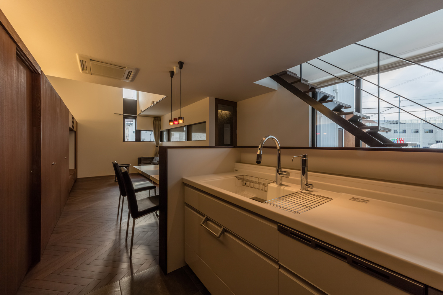 注文住宅・デザイン住宅建築実例_キッチン 注文住宅・デザイン住宅建築実例_『CASE443 L-BOX』_キッチン