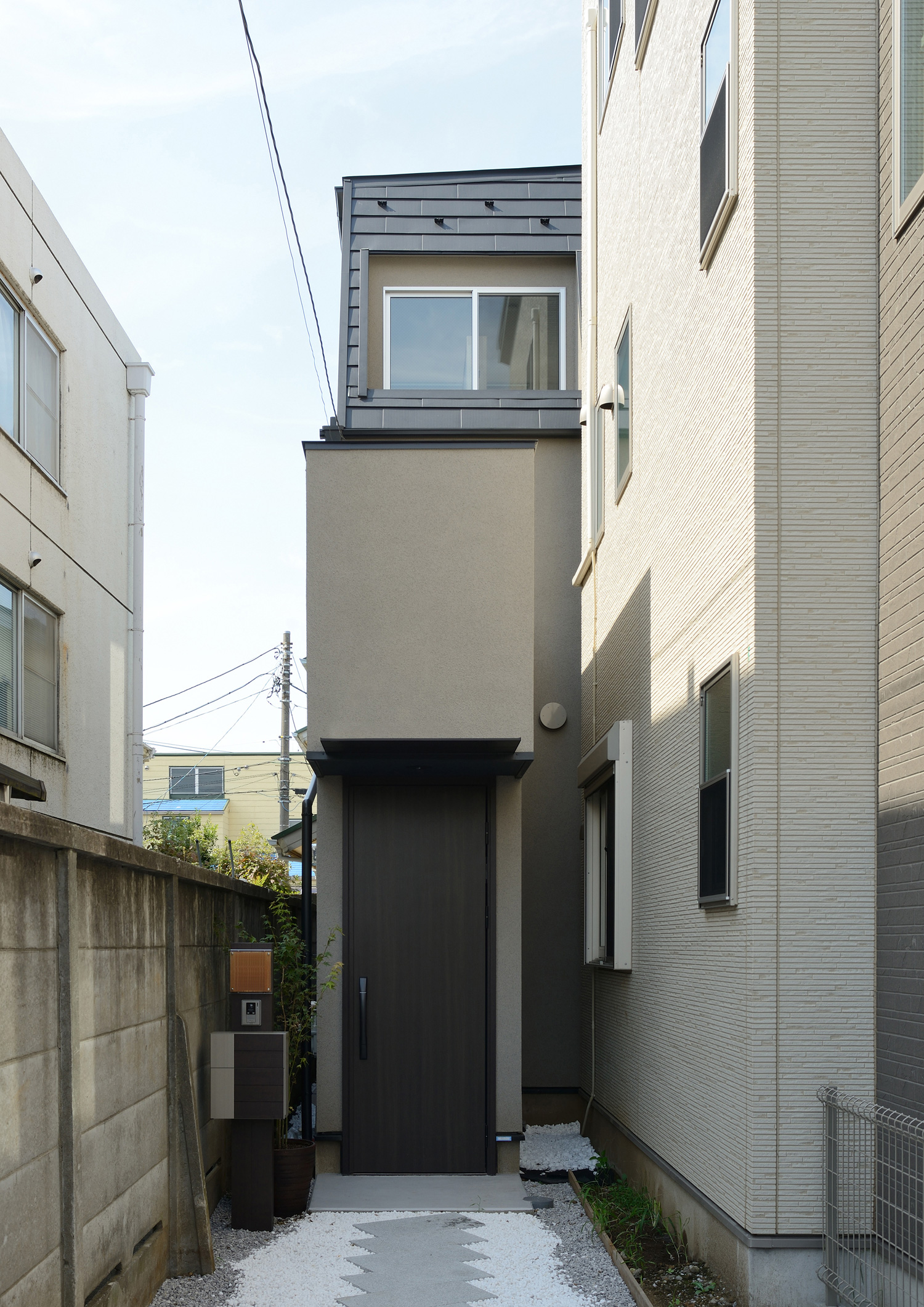 デザイン住宅建築実例_外観・注文住宅『CASE444 木洞の家』の建築実例・施⼯例の写真・建物外観全体 注文住宅・デザイン住宅建築実例_『CASE444 木洞の家』_外観