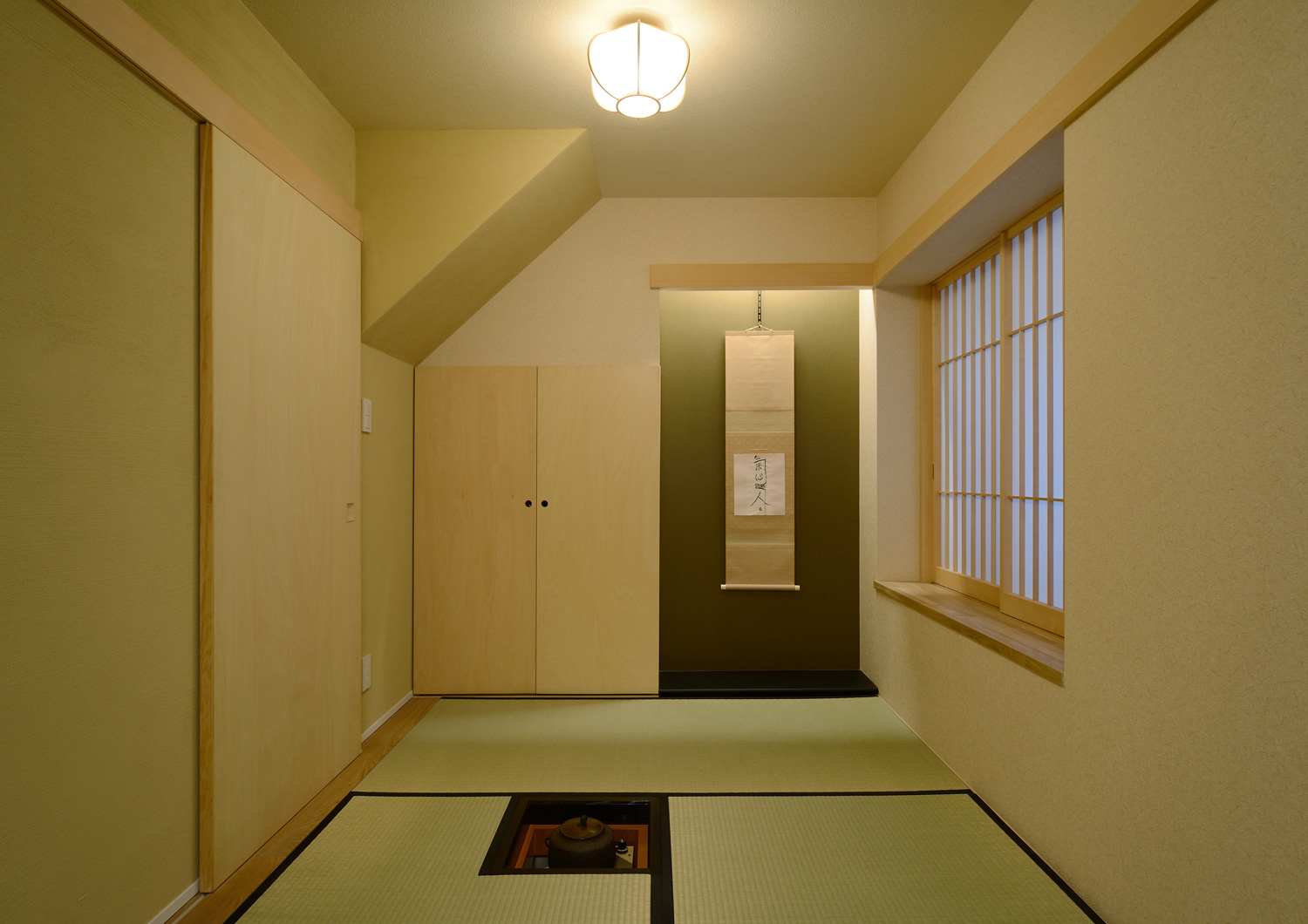 床の間に掛け軸がある和室・デザイン住宅 注文住宅・デザイン住宅建築実例_『CASE444 木洞の家』_和室