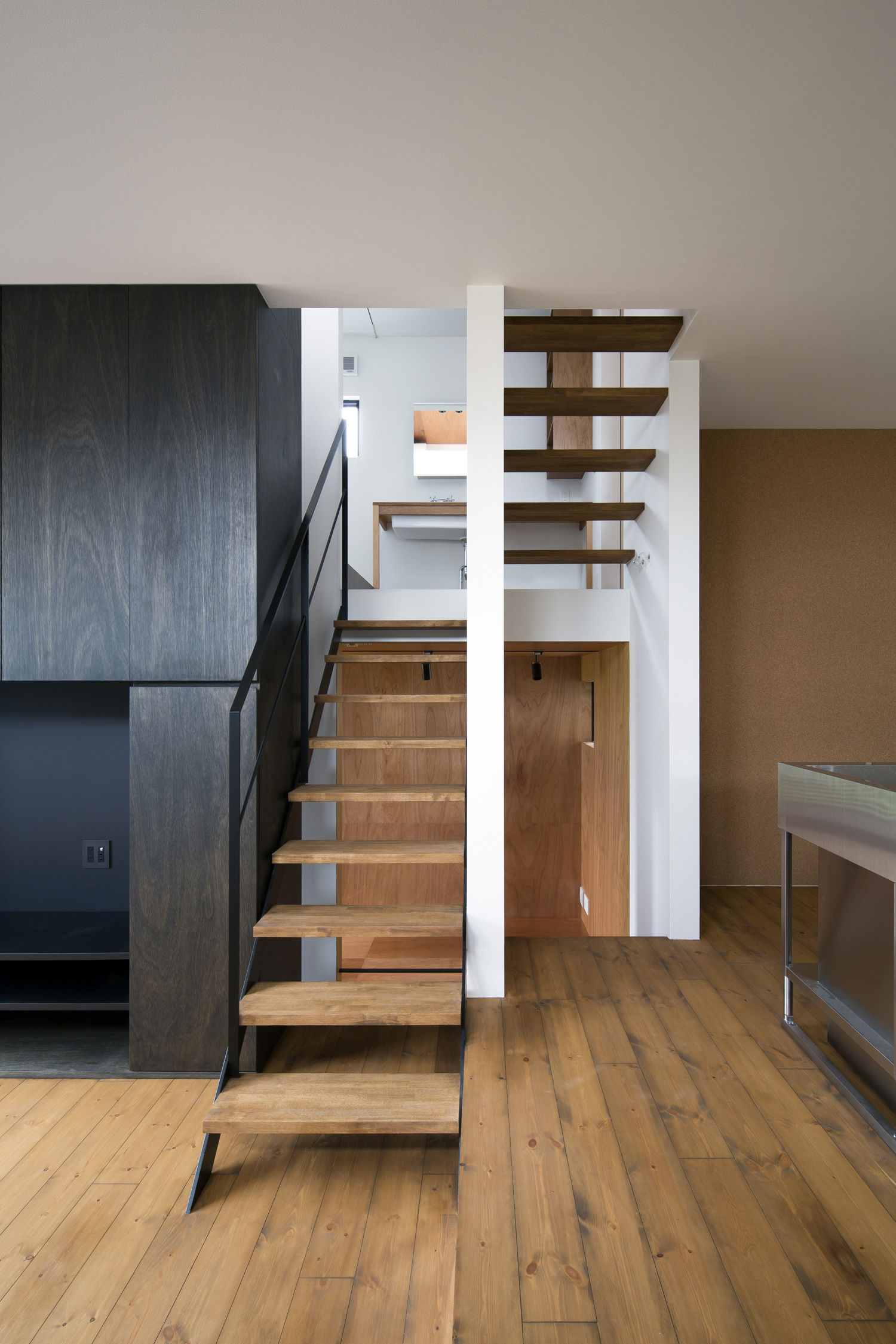 注文住宅・デザイン住宅建築実例_LDK 注文住宅・デザイン住宅建築実例_『CASE446 7層の住宅』_LDK