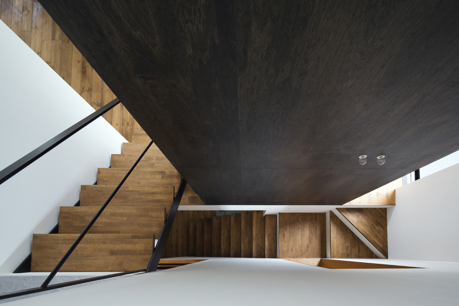 注文住宅・デザイン住宅建築実例_階段 注文住宅・デザイン住宅建築実例_『CASE446 7層の住宅』_階段