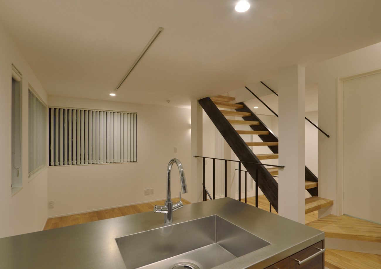 注文住宅・デザイン住宅建築実例_LDK 注文住宅・デザイン住宅建築実例_『CASE450 螺旋の家』_LDK