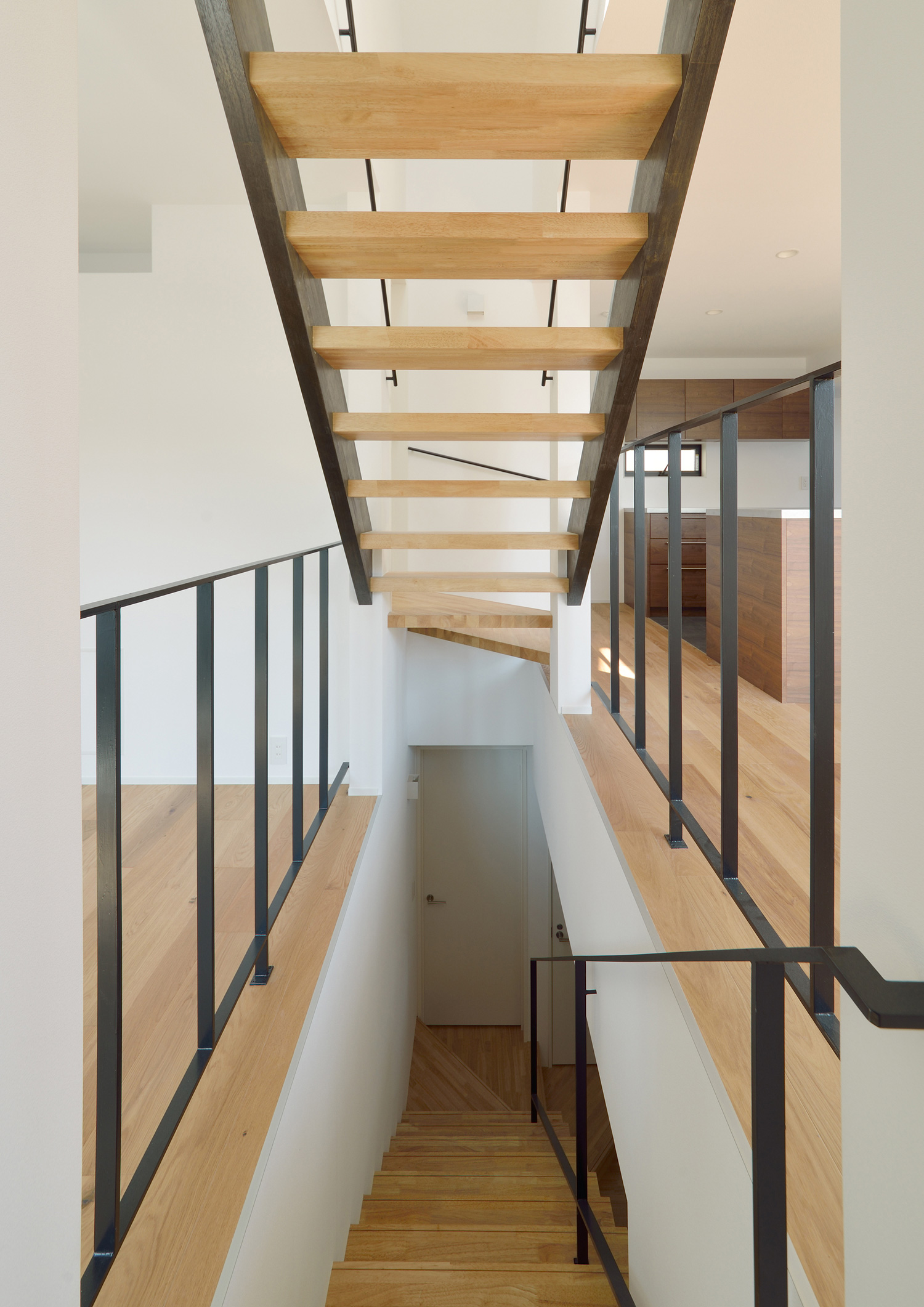 注文住宅・デザイン住宅建築実例_階段 注文住宅・デザイン住宅建築実例_『CASE450 螺旋の家』_階段