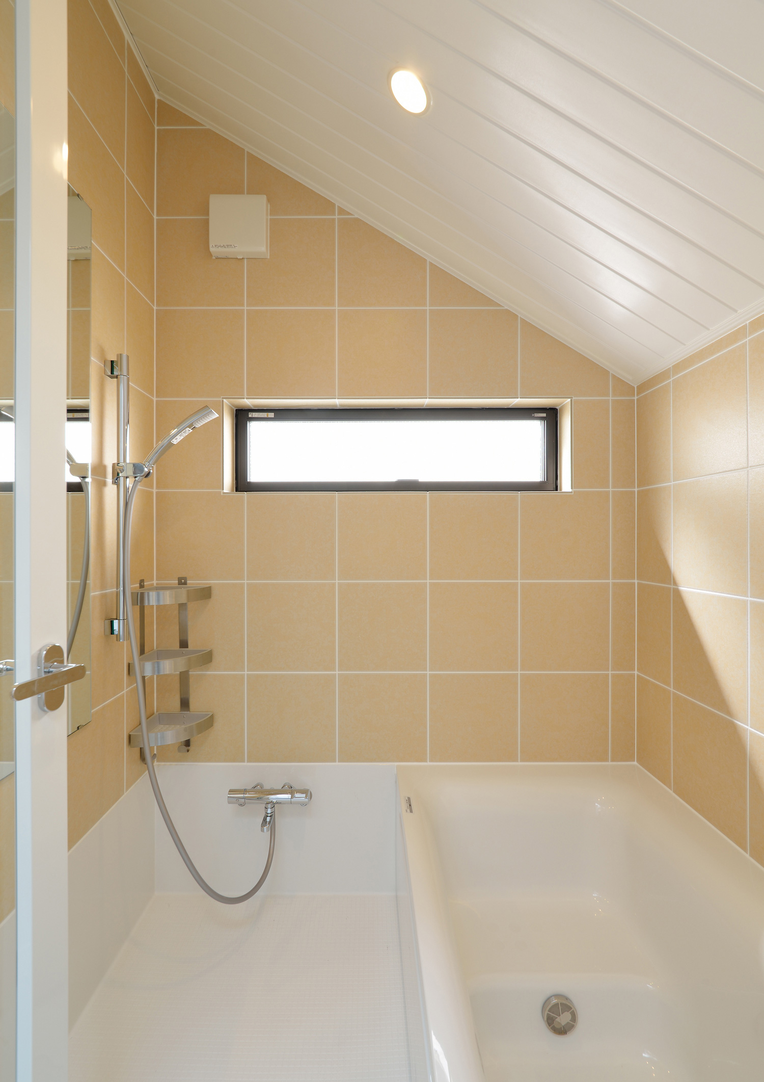 注文住宅・デザイン住宅建築実例_浴室・洗面所 注文住宅・デザイン住宅建築実例_『CASE450 螺旋の家』_浴室・洗面所