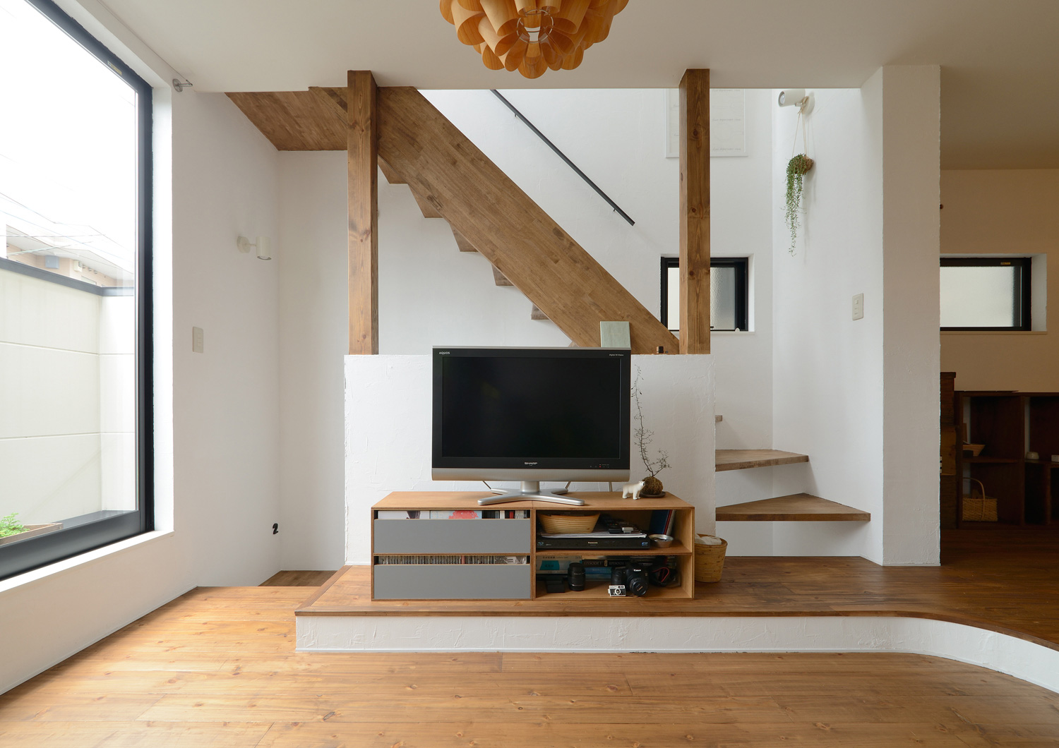 注文住宅・デザイン住宅建築実例_『CASE456 Milky Way Train』_LDK