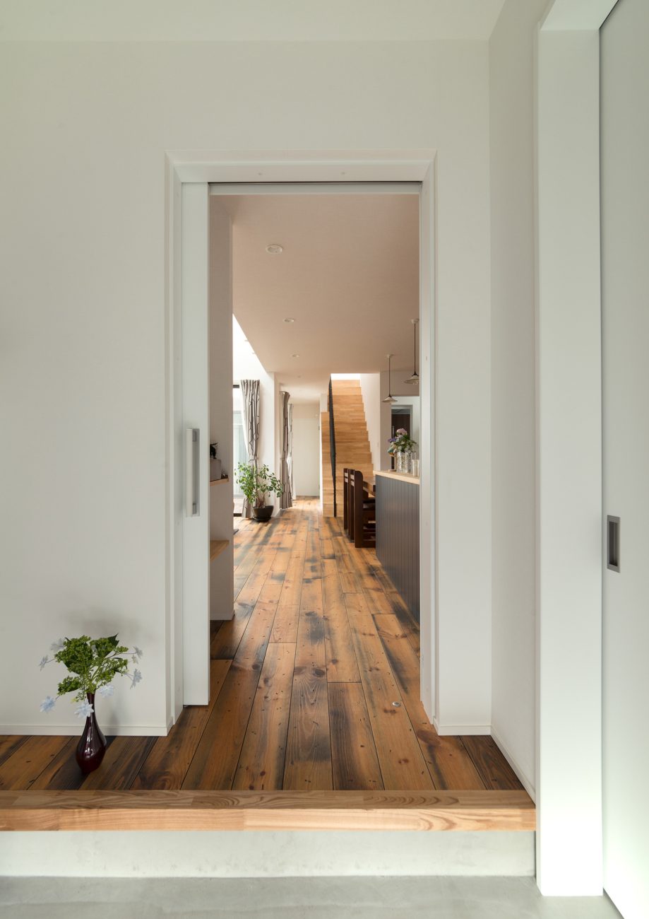 注文住宅・デザイン住宅建築実例_玄関 注文住宅・デザイン住宅建築実例_『CASE457 stripe』_玄関