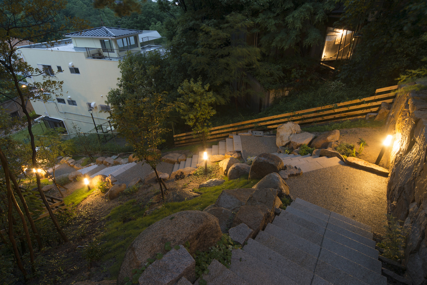 注文住宅・デザイン住宅建築実例_外観 注文住宅・デザイン住宅建築実例_『CASE458 森の中の家』_外観