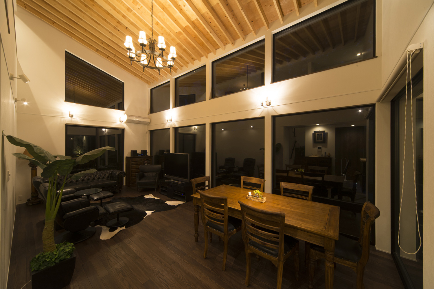 注文住宅・デザイン住宅建築実例_LDK 注文住宅・デザイン住宅建築実例_『CASE458 森の中の家』_LDK